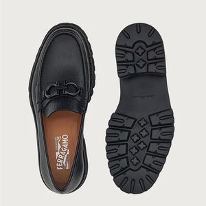 Salvatore Ferragamo men’s moccasin with gancini ornament